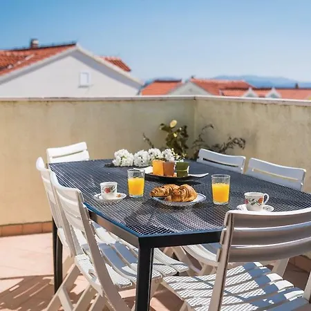 A.m. Sea View Apartment