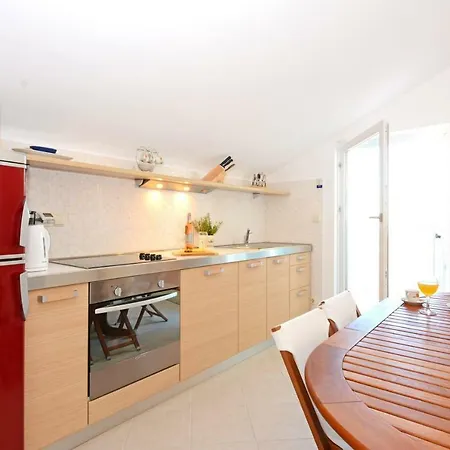 A.m. Sea View Apartment *